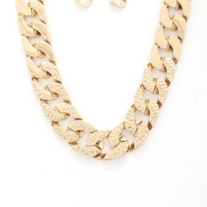 Hammered Metal Curb Link Necklace